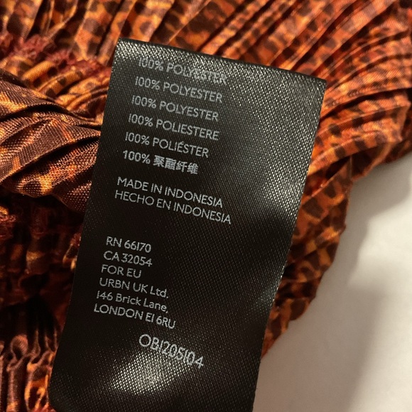 Urban Outfitters Women’s Plisse Peplum Crop Top Brown - Picture 11 of 11